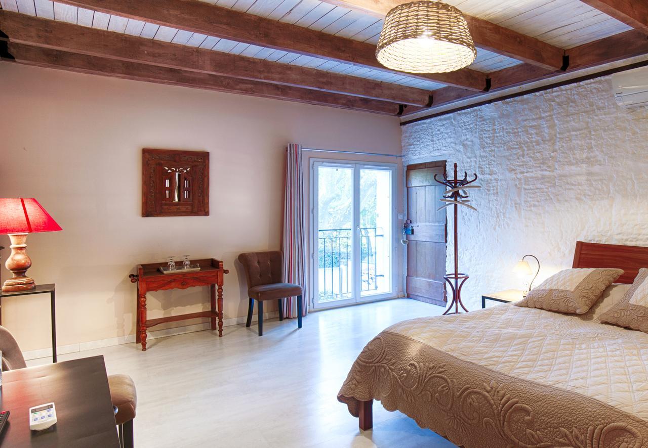 Bed and Breakfast Mas De La Douceur Saint-Andiol Экстерьер фото